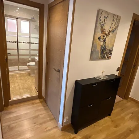 Anbara Cimadevilla Apartment